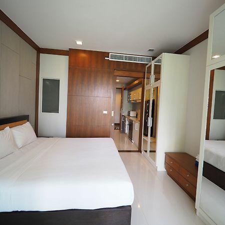Q Conzept Condominium Karon Exterior photo